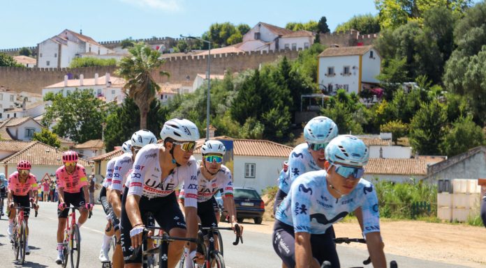 Oeste viveu a festa do ciclismo e promoveu-se com a passagem do pelotão