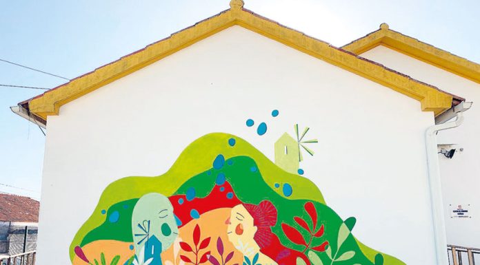 Mural assinala 103 anos de O Socorro Gaeirense