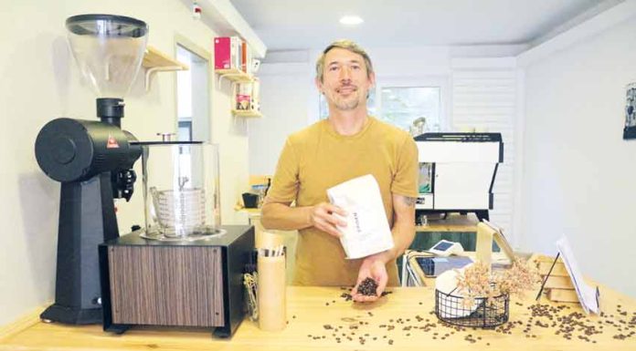 Abriu um café de especialidade nas Caldas