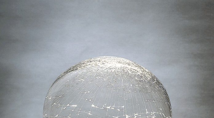 Exposição fotográfica apela a reflexão sobre saúde mental