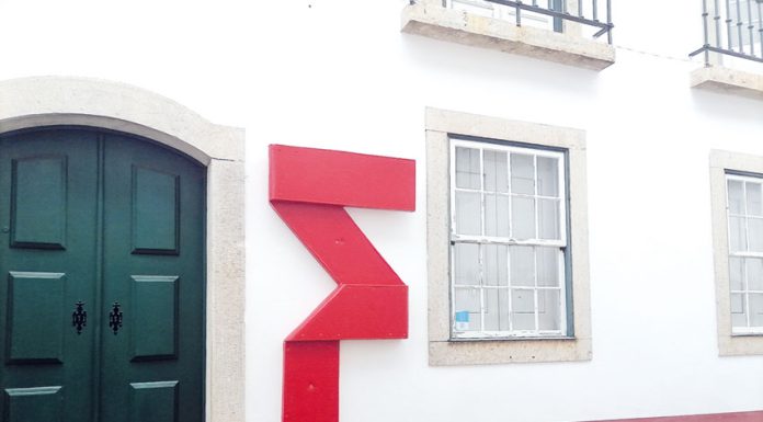 Ministra da Cultura hoje em Óbidos na inauguração do Folio