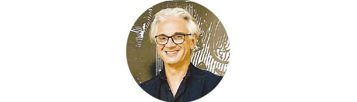 “Noventa e nove anos. E agora?”