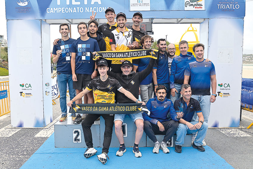 Triatlo: Mais de 100 atletas discutiram títulos na Foz do Arelho