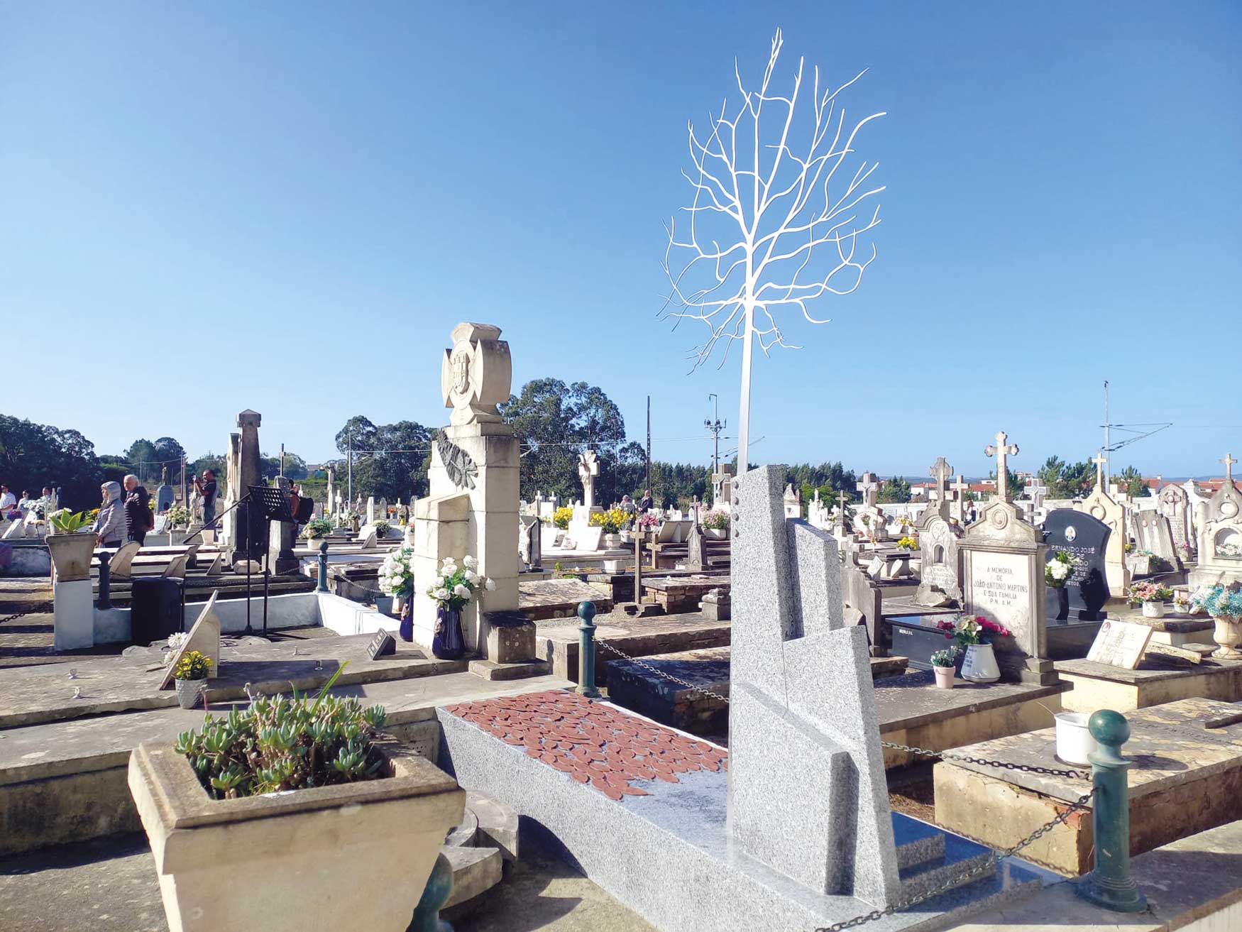 Combatentes inauguraram memorial