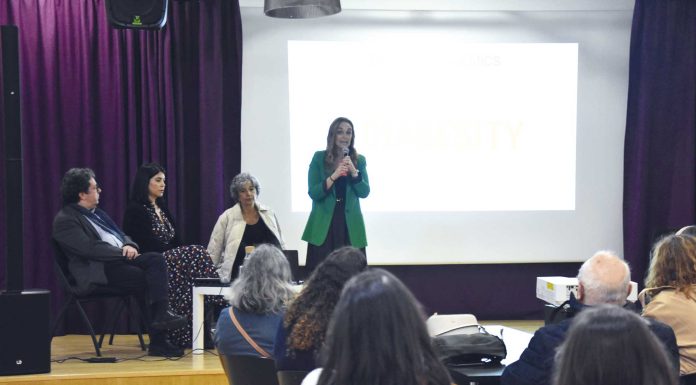 Especialistas “ensinam” como viver com a diabetes