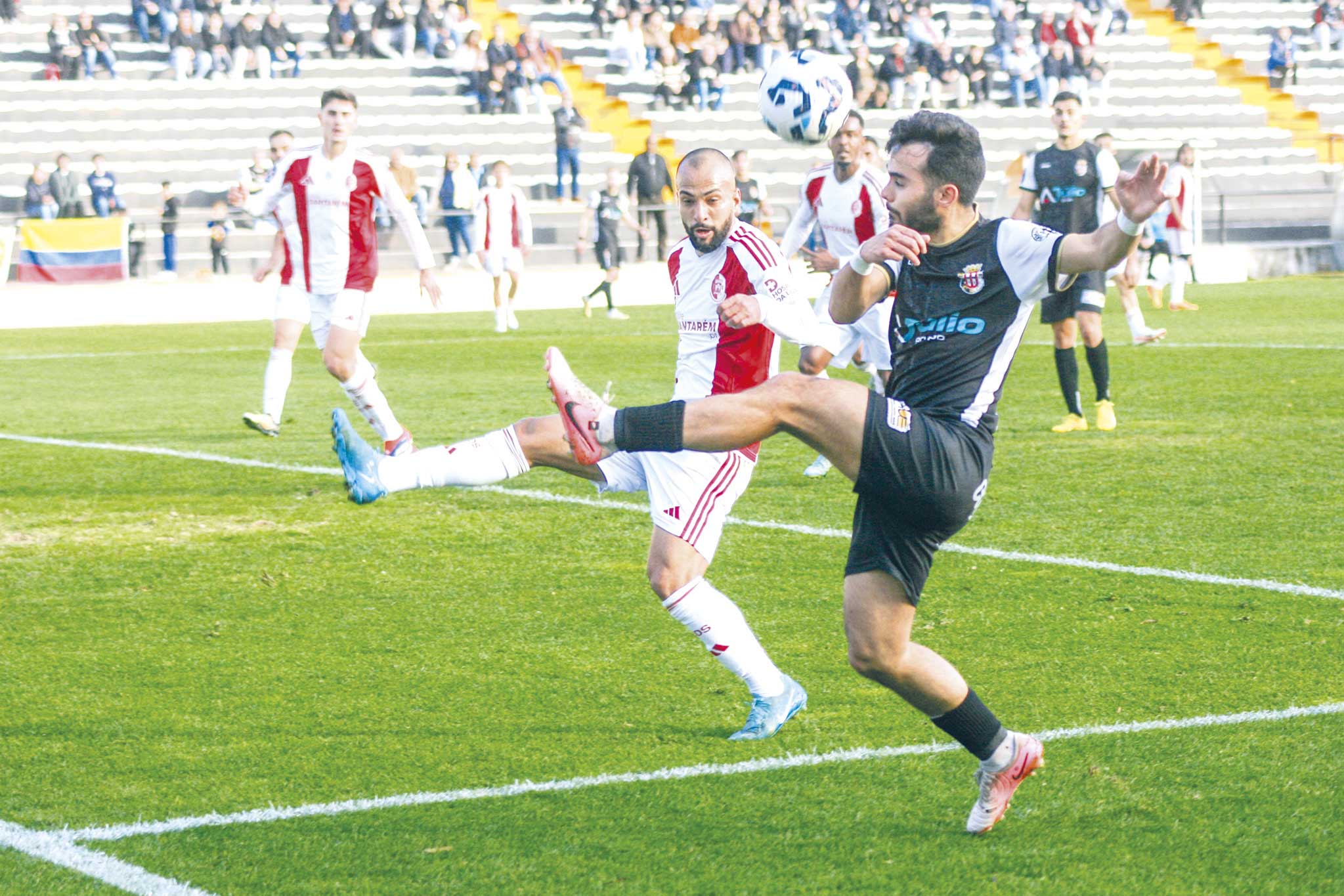 Presentes para o U. Santarém no último jogo antes do Natal
