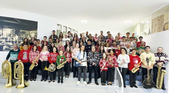 BCI e guitarra elétrica em concerto natalício