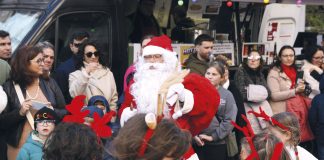 O Pai Natal chegou às Caldas com pompa e circunstância