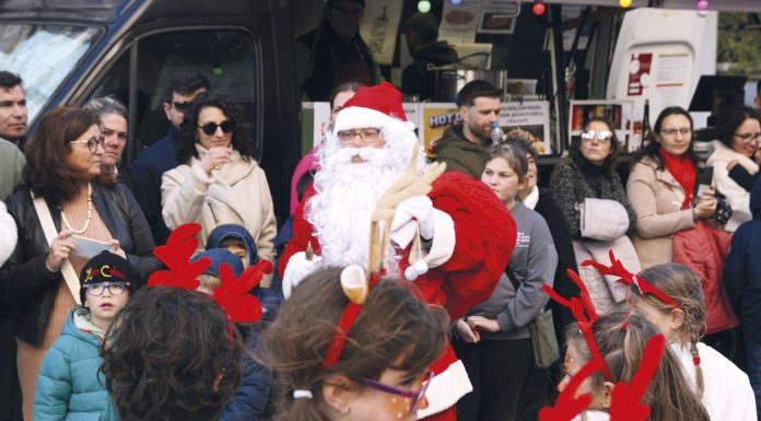 O Pai Natal chegou às Caldas com pompa e circunstância