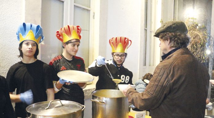 Sopa dos Reis angariou fundos para viagem a Roma