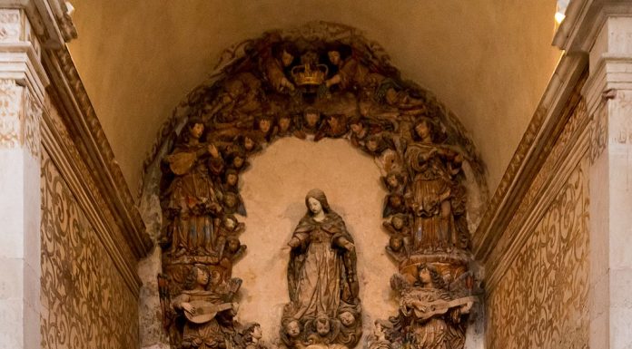 Retábulo do Mosteiro de Alcobaça integra programa internacional de salvaguarda patrimonial