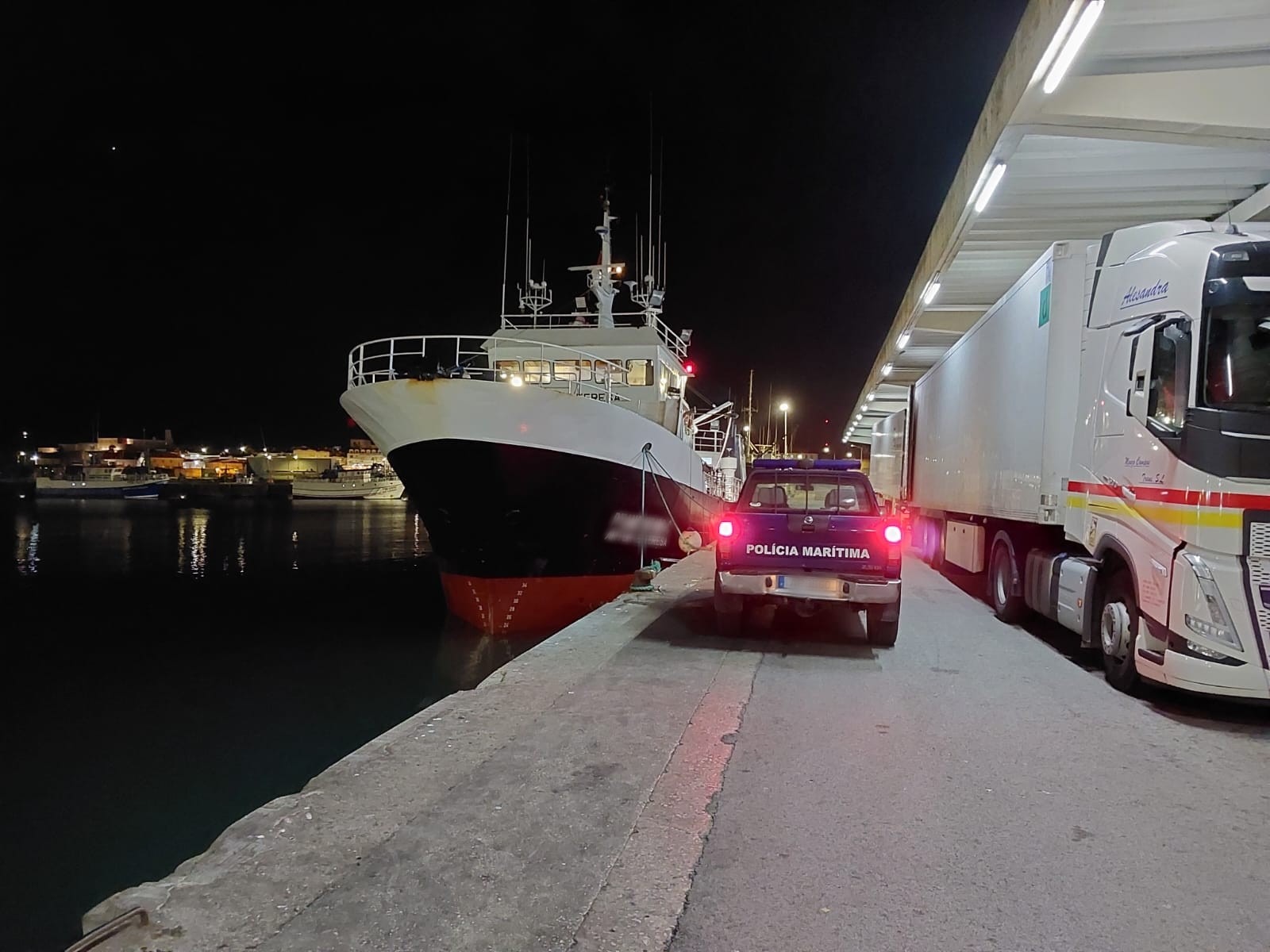 Polícia Marítima realiza ação de fiscalização conjunta no porto de Peniche