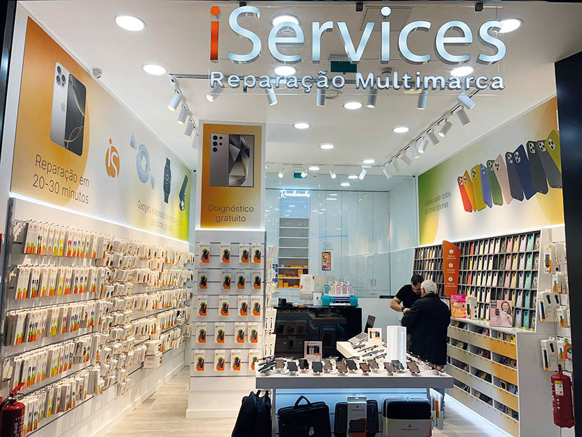 Abriu uma nova loja iServices no La Vie