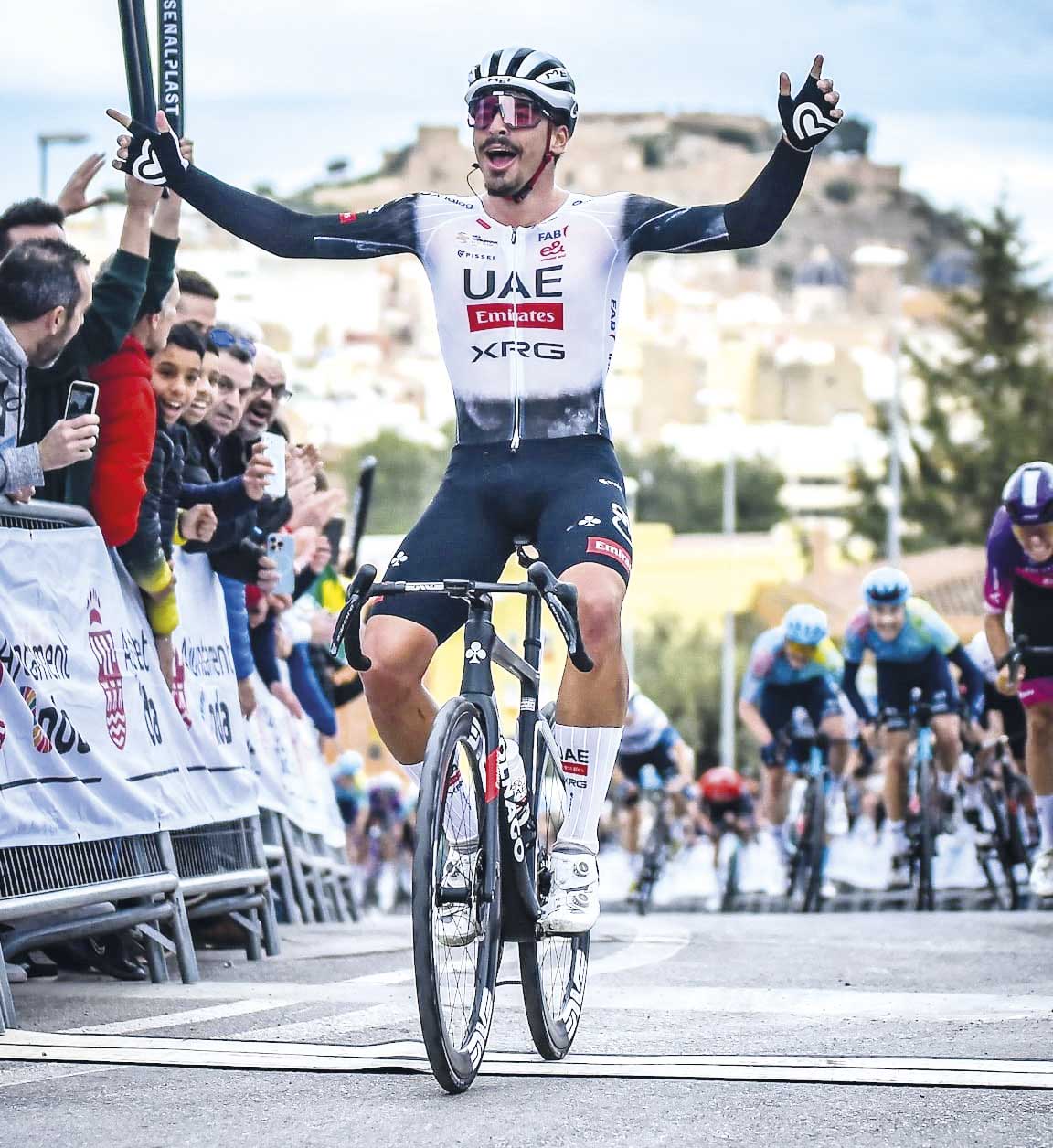 Ciclismo: Morgado impressiona no arranque da época com vitória e 3º lugar