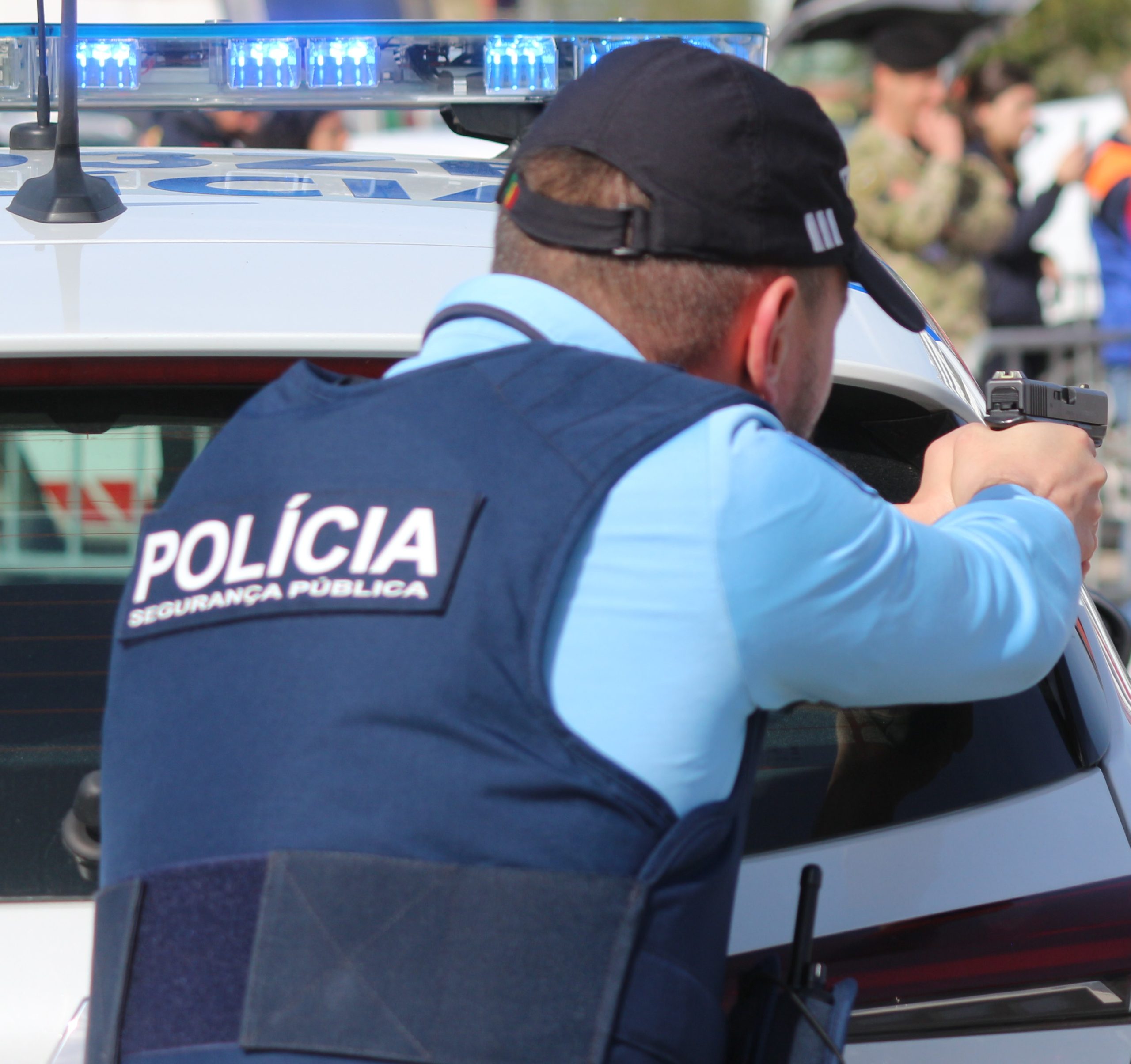 Homem detido em flagrante nas Caldas por agressões e ameaças de morte aos avós