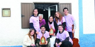 Jovens da Missão País na Foz do Arelho