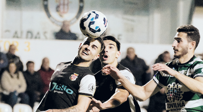 Caldas cede de penálti e continua sem vencer em casa