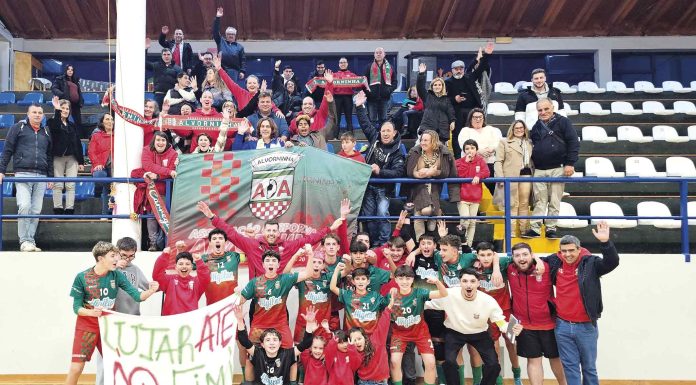 Futsal: Iniciados do Alvorninha disputam a final com o CRP Ribafria B