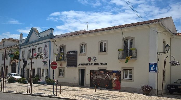Autarcas do Oeste indignados com veto do Presidente da República à desagregação de freguesias