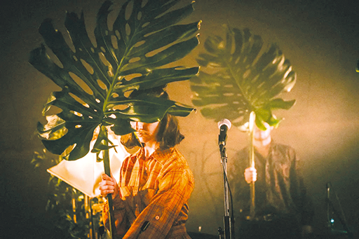 Música Sophia e Fingertips atuam no fim de semana no CCC