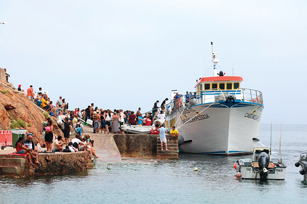 Atividade do barco Cabo Avelar Pessoa está em risco