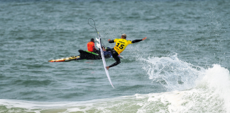 Primeiros dias deram grandes ondas em Supertubos