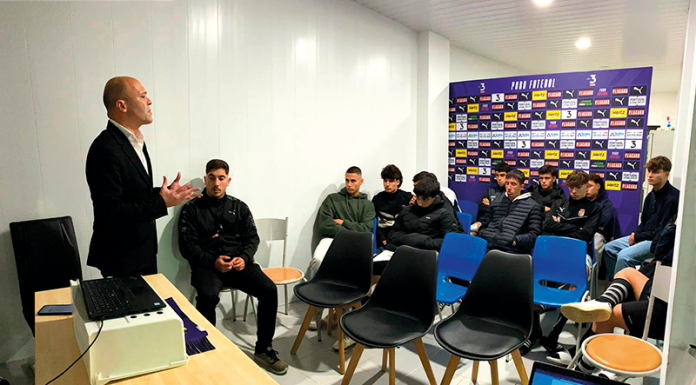 Caldas SC dá literacia financeira aos seus atletas