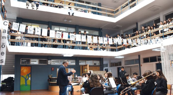 Semana Raul Proença fomenta a união e mostra o que a escola faz