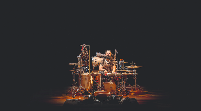 Caldense Iúri Oliveira no Impulso para apresentar álbum de estreia “Manifesto”