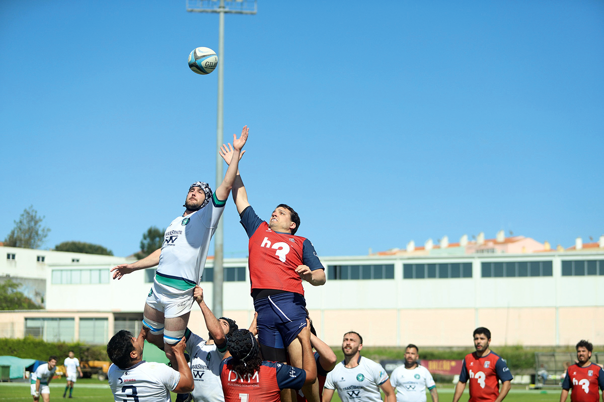 Pelicanos dominam e ainda aspiram ao primeiro lugar da fase de manutenção