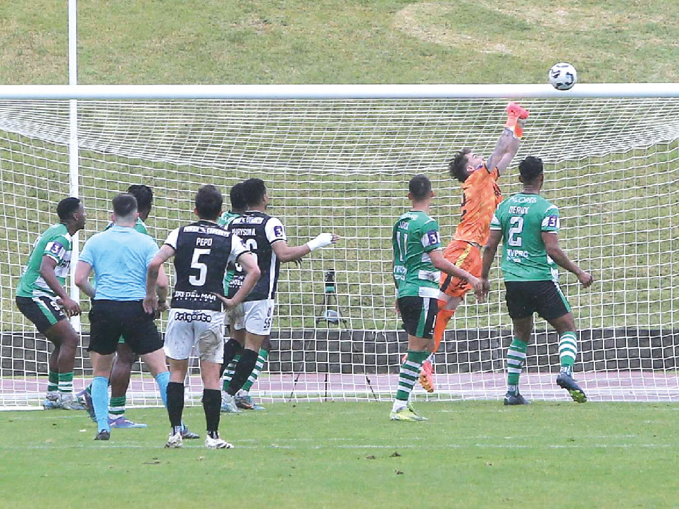 Caldas podia ter fechado a manutenção nos Açores