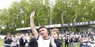 Mata ofereceu uma bonita despedida ao seu capitão