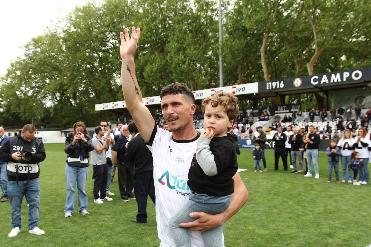 Militão teve despedida emotiva do Campo da Mata