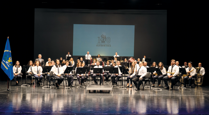 Banda de Alvorninha assinala centenário com livro e álbum