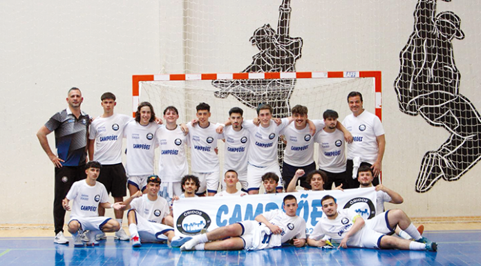 AD Óbidos garantiu o título em jogo com final de loucos