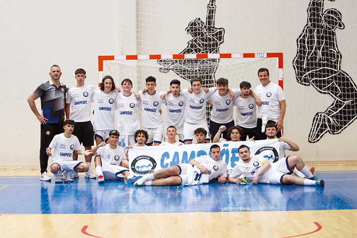 AD Óbidos garantiu o título em jogo com final de loucos