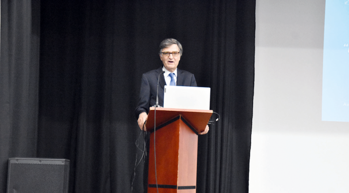 “Temos uma Assembleia Municipal e Câmara que são em si um Parlamento”