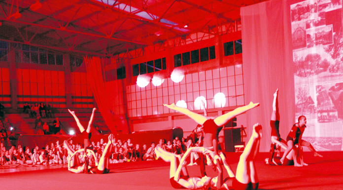 Ginastas dos Bombeiros fizeram sarau sob o signo das “Raízes”