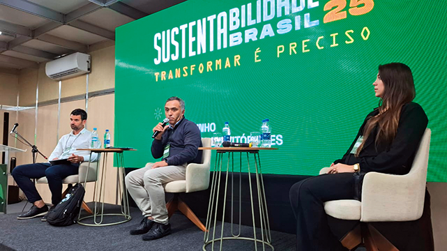 Diretor da ESTM em conferência no Brasil