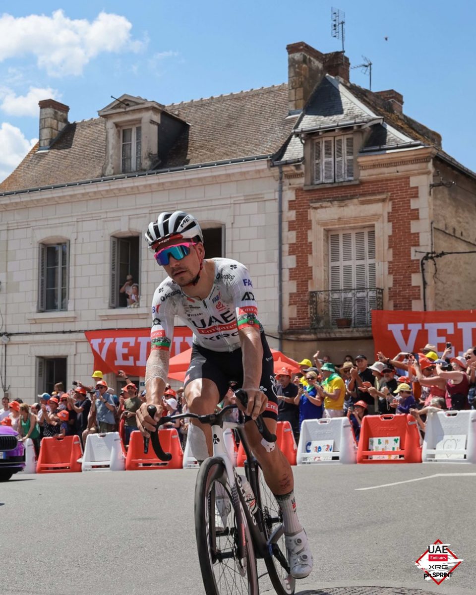 João Almeida está “desapontado” com desistência mas acredita no triunfo de Pogacar