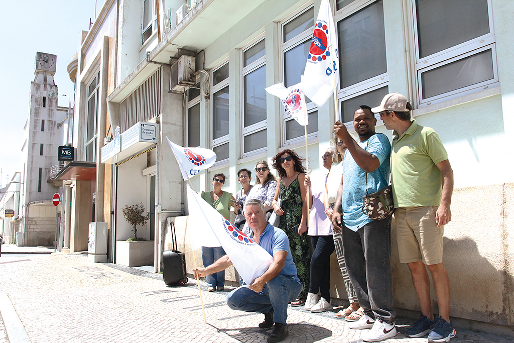 Trabalhadores do Montepio querem reposição de contrato coletivo de trabalho do CNIS