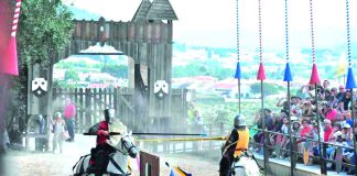 Mercado Medieval de Óbidos abre hoje portas