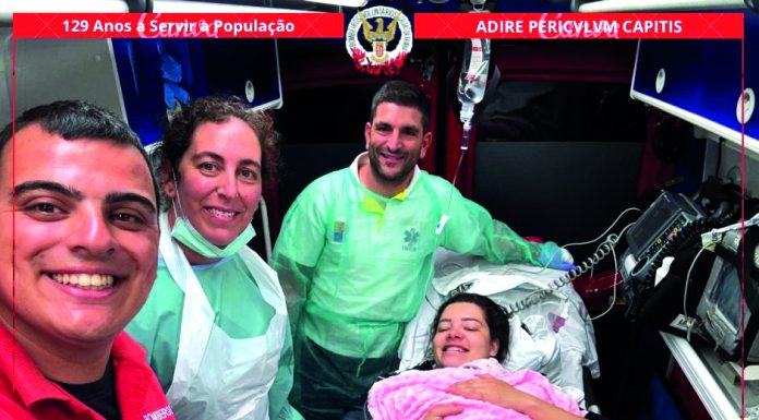 Bebé nasce em ambulância a caminho da maternidade