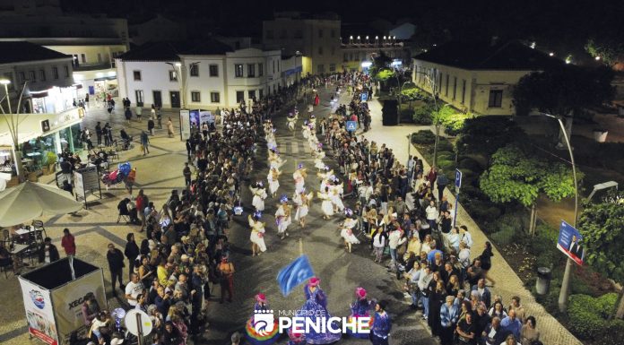 Peniche: Tradicional Carnaval de Verão animou ruas da cidade