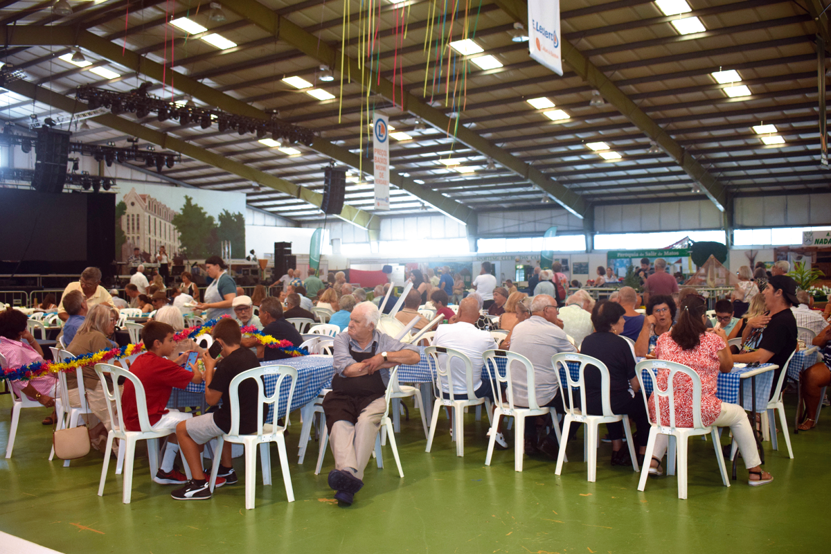 Dia do Emigrante atrai três centenas à Expoeste