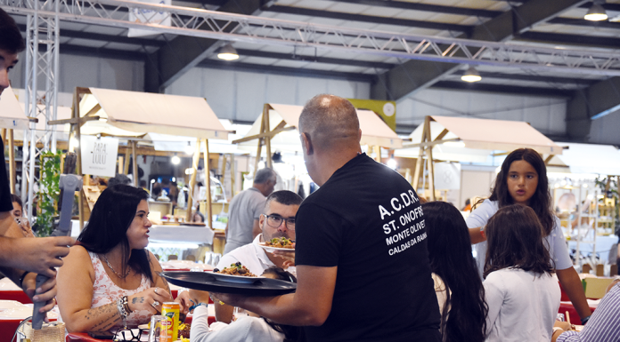 Comer nas tasquinhas é uma aventura…