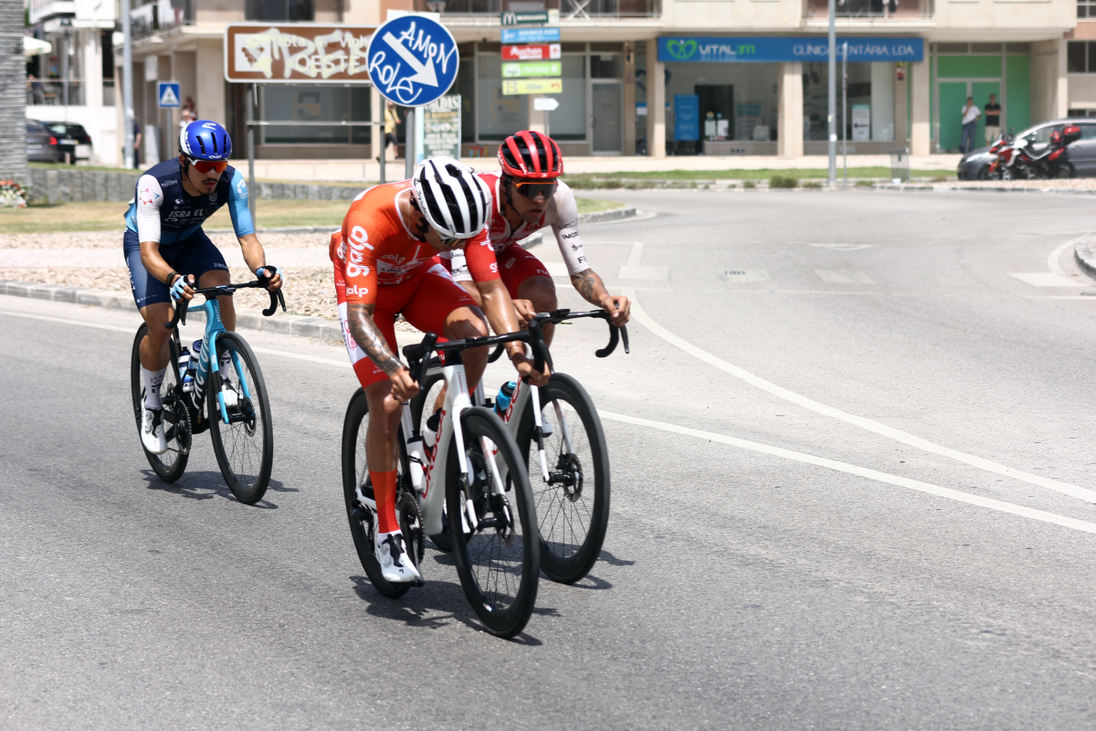 Nicolás Tivani deu espetáculo na etapa e venceu no Montejunto