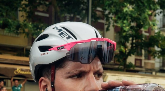 La Vuelta: João Almeida ganha tempo à “vermelha” mas vê Vingegaard fugir