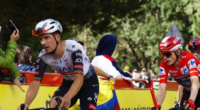 La Vuelta: Ayuso vence etapa sem alterações na luta pela geral