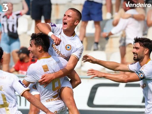 Liga 3: Miguel Rebelo marcou na goleada do Varzim